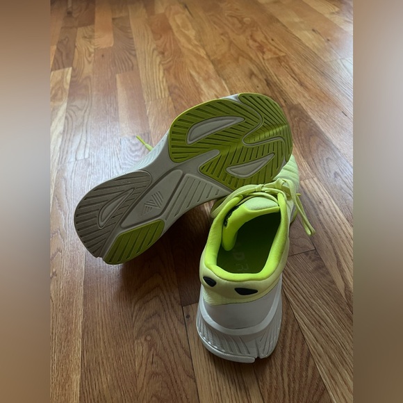 R.A.D R-1 shoes - Picture 3 of 5